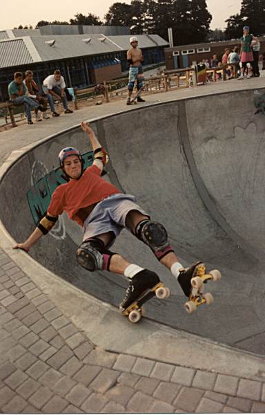 Rider: Brian Wainwright<br> Trick: Layback<br> Spot: Münster Bowl<br> Date: 1989