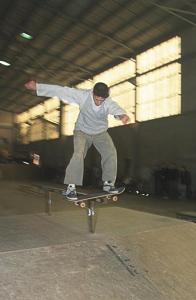 Fahrer: Alberto Benitez, Trick: Board-Slide
